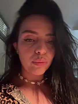 Snapshot of MailynAndNick chatting on December 14, 6:13 pm MailynAndNick online show from December 14, 6:13 pm