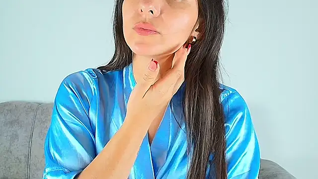 Snapshot of alana_pink95 chatting on November 7, 7:29 pm alana pink95 online show from November 7, 7:29 pm