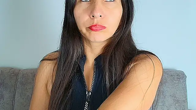 Snapshot of alana_pink95 chatting on November 11, 12:33 pm alana pink95 online show from November 11, 12:33 pm