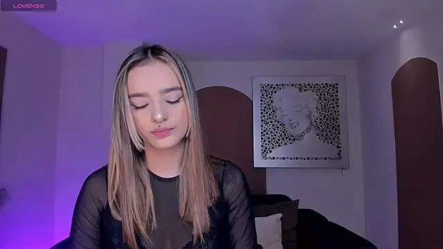 LaurentRosse1 online show from March 20, 7:48 pm