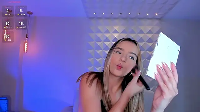 LaurentRosse1 online show from March 12, 8:35 pm