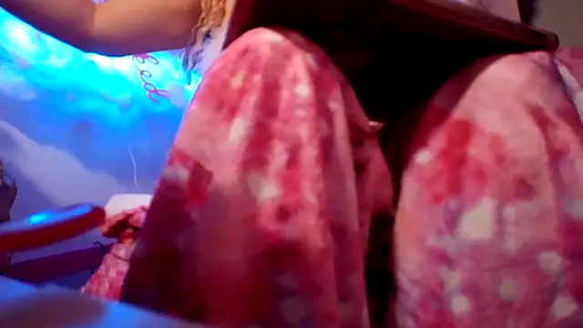 PrincessKDoll online show from November 4, 9:51 pm