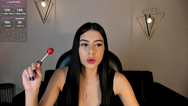 Snapshot of BellaConnorX chatting on November 9, 3:43 am BellaConnorX online show from November 9, 3:43 am