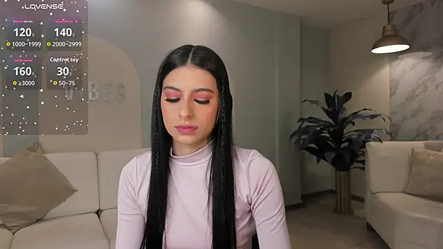 Snapshot of BellaConnorX chatting on December 5, 4:00 am BellaConnorX online show from December 5, 4:00 am