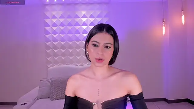 BellaConnorX online show from April 12, 11:41 pm