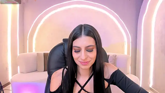 BellaConnorX online show from April 14, 4:17 am