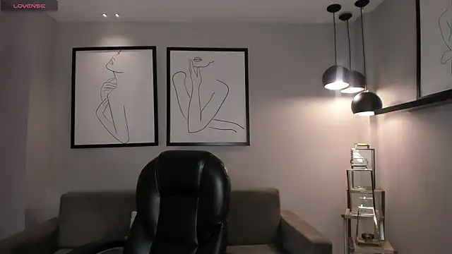 BellaConnorX online show from March 13, 4:28 am