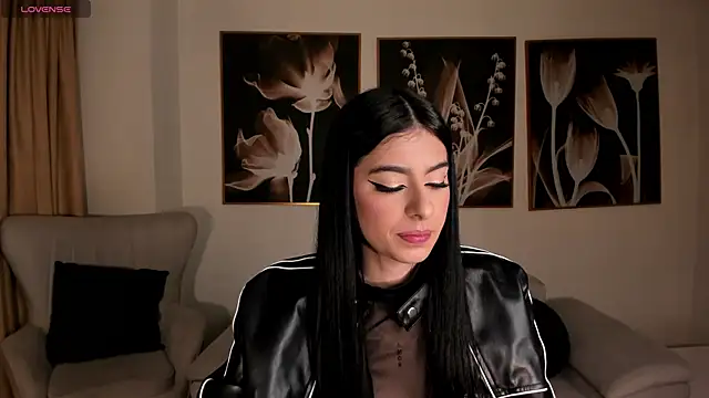 Snapshot of BellaConnorX chatting on November 15, 4:38 am BellaConnorX online show from November 15, 4:38 am