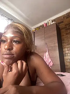 SP1CY MOMMY online show from January 16, 1:59 pm