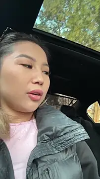 Snapshot of limkiss chatting on November 19, 10:15 am limkiss online show from November 19, 10:15 am