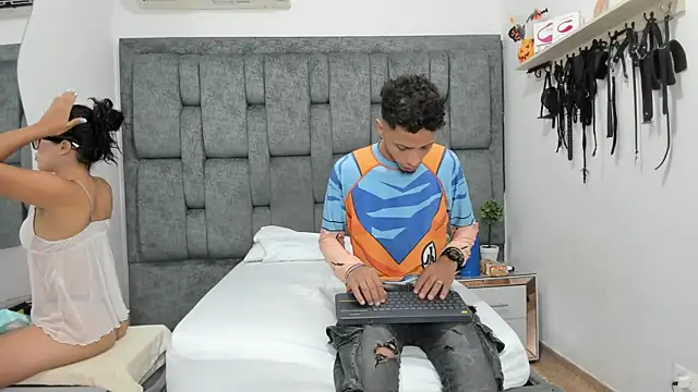 DamianandEva online show from November 9, 12:09 pm