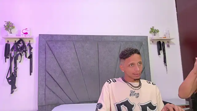 DamianandEva online show from April 9, 12:11 pm