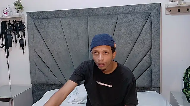 DamianandEva online show from January 17, 12:53 pm