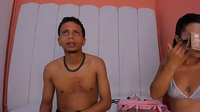 DamianandEva online show from January 8, 12:44 pm