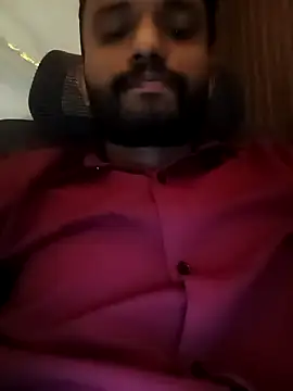 Advance01 online show from November 6, 10:30 am