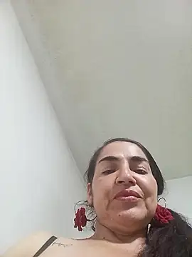 MaryRoze  online show from May 11, 4:14 am