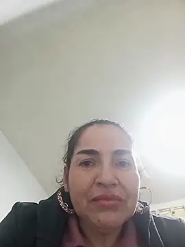 Snapshot of MaryRoze_ chatting on June 4, 1:10 am MaryRoze online show from June 4, 1:10 am