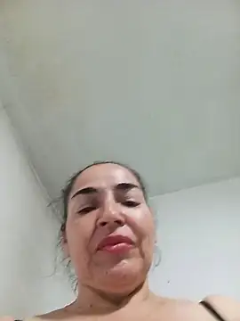 Snapshot of MaryRoze_ chatting on June 19, 12:16 am MaryRoze online show from June 19, 12:16 am