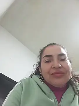 MaryRoze  online show from April 29, 1:10 am