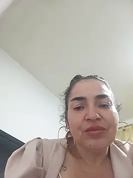 MaryRoze  online show from April 23, 1:23 am