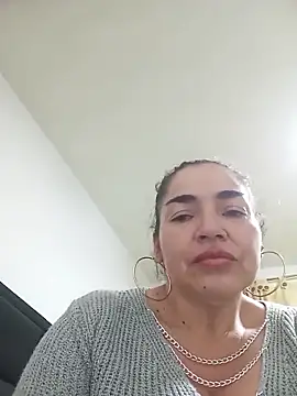 MaryRoze  online show from May 24, 4:40 pm