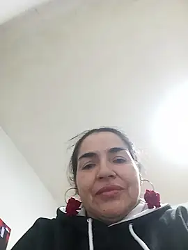 Snapshot of MaryRoze_ chatting on July 11, 12:33 am MaryRoze online show from July 11, 12:33 am