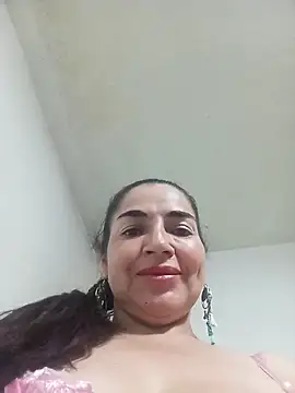 Snapshot of MaryRoze_ chatting on June 6, 12:16 am MaryRoze online show from June 6, 12:16 am