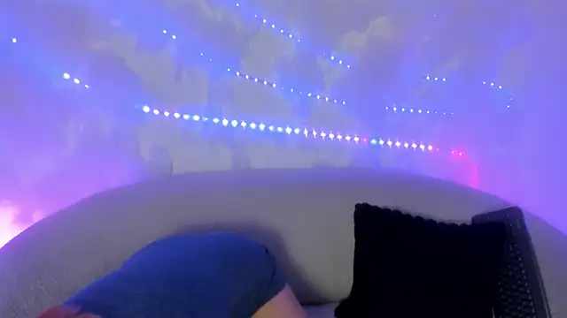 Snapshot of Liah_Miller chatting on December 3, 12:26 pm Liah Miller online show from December 3, 12:26 pm