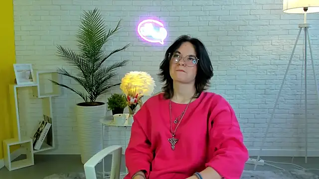 Snapshot of ClarindaKopischke chatting on November 9, 8:29 am ClarindaKopischke online show from November 9, 8:29 am