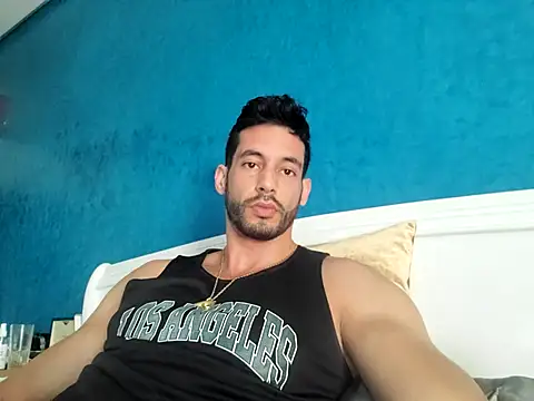 Snapshot of Lust_shark chatting on June 17, 1:43 pm Lust shark online show from June 17, 1:43 pm
