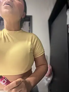 Natural BIGASS Nina online show from November 18, 10:07 am