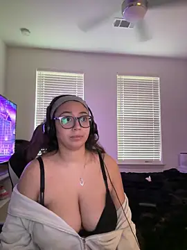 minha baby online show from April 23, 1:24 pm