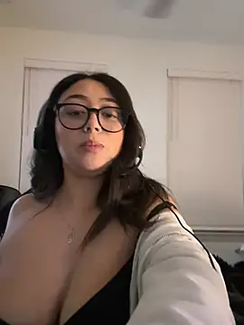 minha baby online show from March 12, 4:07 am