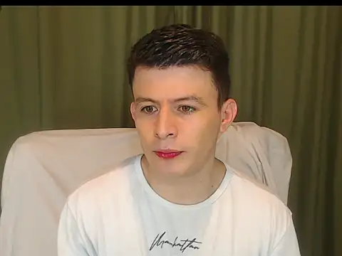 Snapshot of MARCUS_FIRE chatting on November 15, 9:52 pm MARCUS FIRE online show from November 15, 9:52 pm