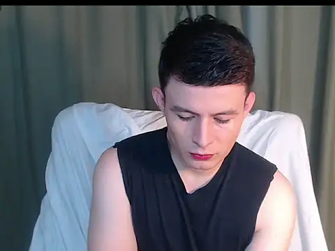 Snapshot of MARCUS_FIRE chatting on November 8, 9:40 pm MARCUS FIRE online show from November 8, 9:40 pm