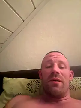 Snapshot of superbertok chatting on November 3, 9:40 pm superbertok online show from November 3, 9:40 pm