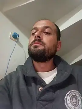 expenser37 online show from November 28, 9:26 pm