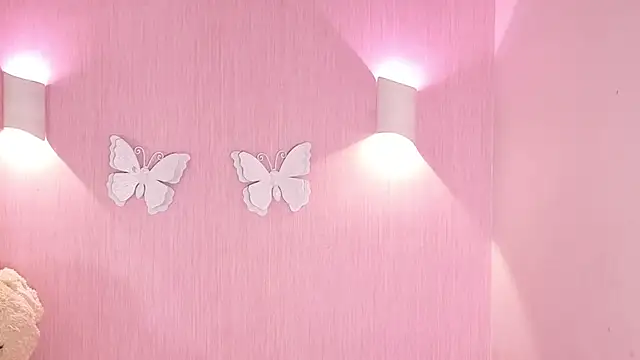 Little arii online show from May 8, 8:12 pm