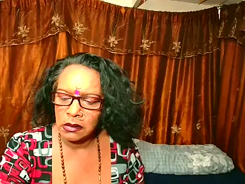 indianace69 online show from December 1, 7:20 am