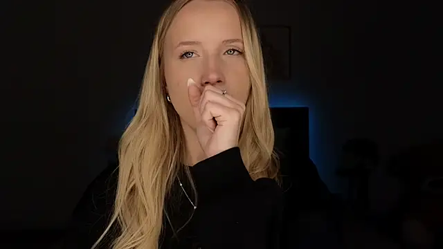 adele armass online show from April 2, 8:04 pm