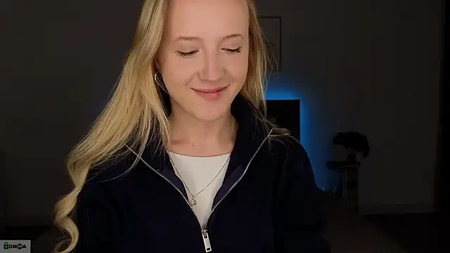 adele armass online show from March 14, 9:10 pm