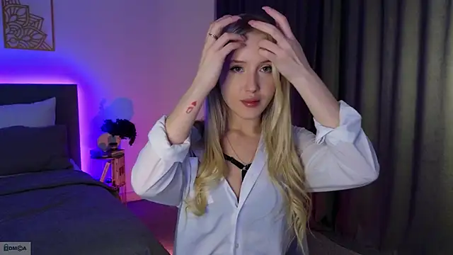 adele armass online show from November 29, 8:53 pm