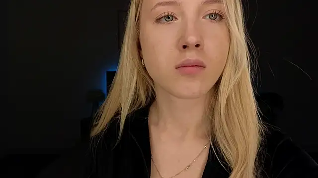 adele armass online show from April 28, 8:24 pm