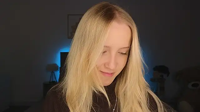 adele armass online show from March 21, 9:30 pm
