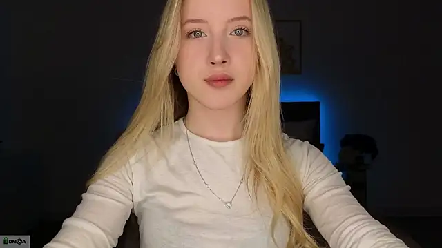 adele armass online show from February 11, 9:03 pm