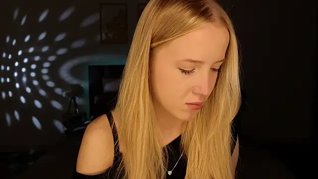 adele armass online show from June 10, 8:54 pm