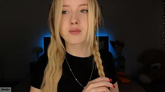 adele armass online show from February 15, 9:25 pm