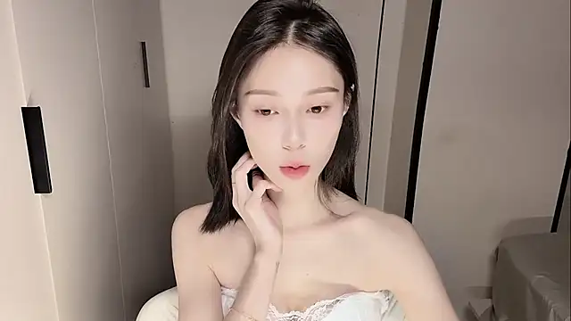 yuyu-33 online show from November 19, 6:13 am