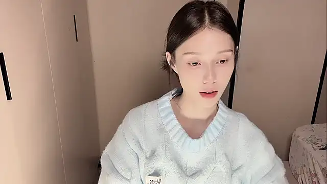 yuyu-33 online show from November 30, 1:45 pm