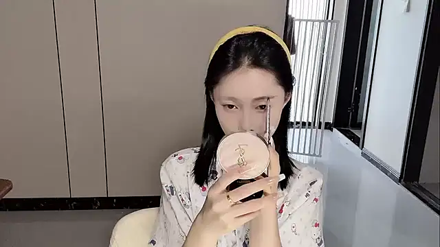 yuyu-33 online show from June 25, 5:05 am